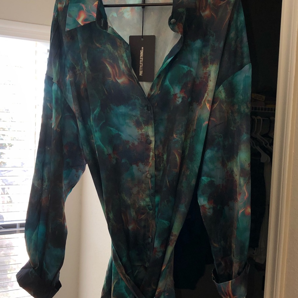 Plus Green Flame Tie Dye Tie Waist Shirt Dress - Picture 4 of 4